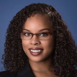 Meet your Posher, Dahlia